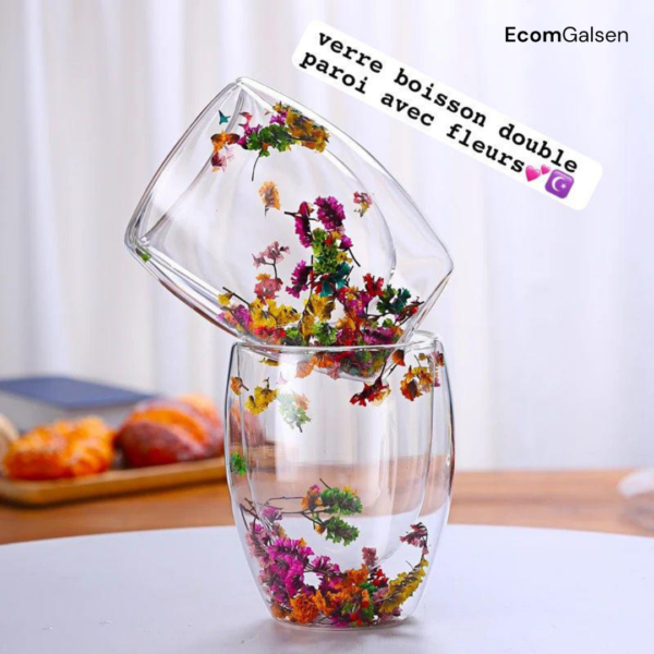 Tasse à double paroi avec fleurs séchées : Élégance et fraîcheur à chaque gorgée – Image 4